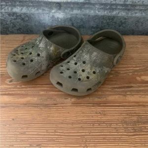 Camo Crocs Size 8